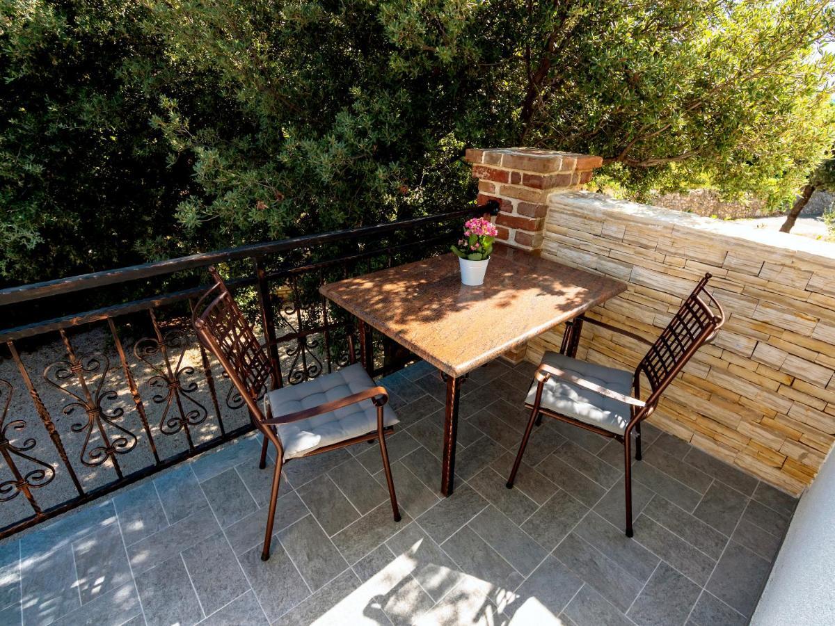 Apartments Anita 1 Barbat na Rabu ภายนอก รูปภาพ