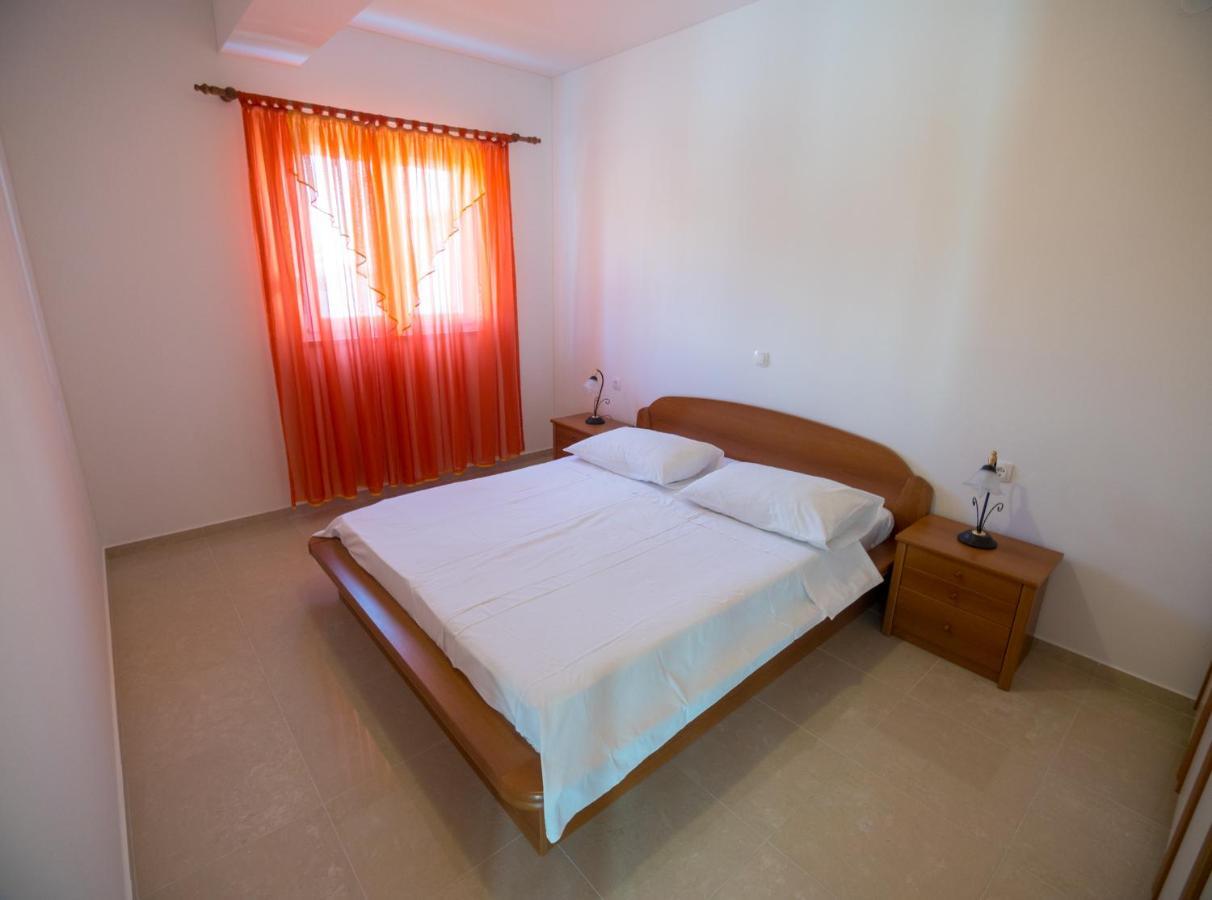 Apartments Anita 1 Barbat na Rabu ภายนอก รูปภาพ